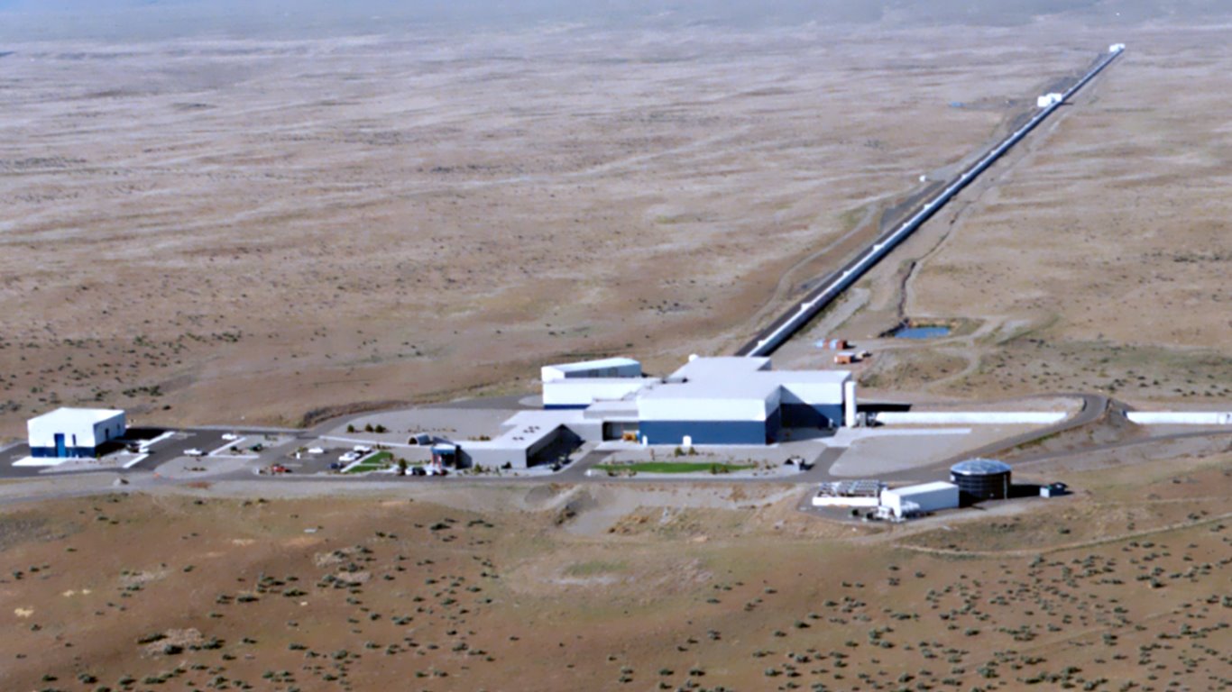 LIGO_Caltech Media_Kathy Svitil_ref-beckett_H1_HiResHanford_3B_r5.65-NR-shp_1366w_768h